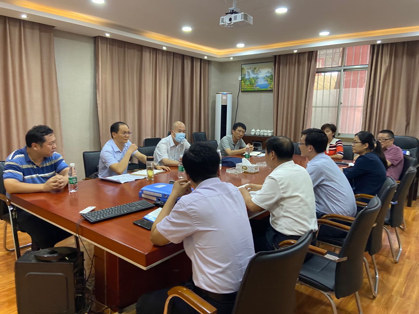 省总工会联合调研组来中国玩球官方网集团调研