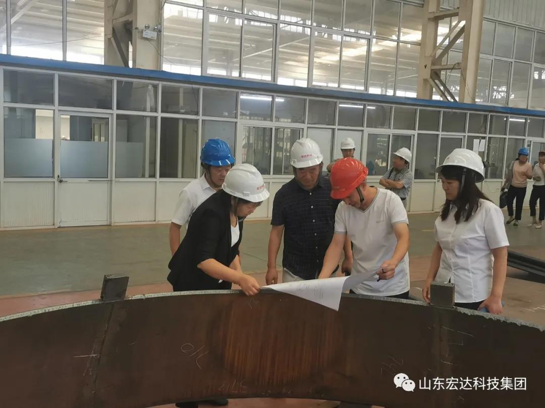 市总工会副主席于虹到中国玩球官方网集团调研